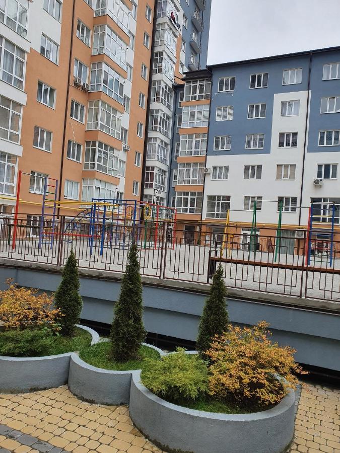 True In The City Center Ivano-Frankivsk Exterior foto