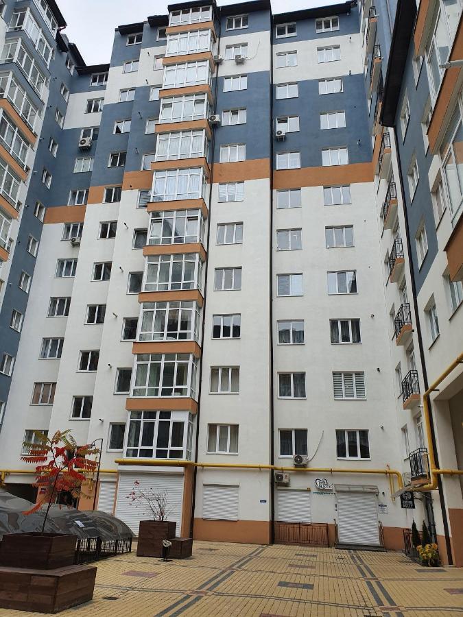True In The City Center Ivano-Frankivsk Exterior foto